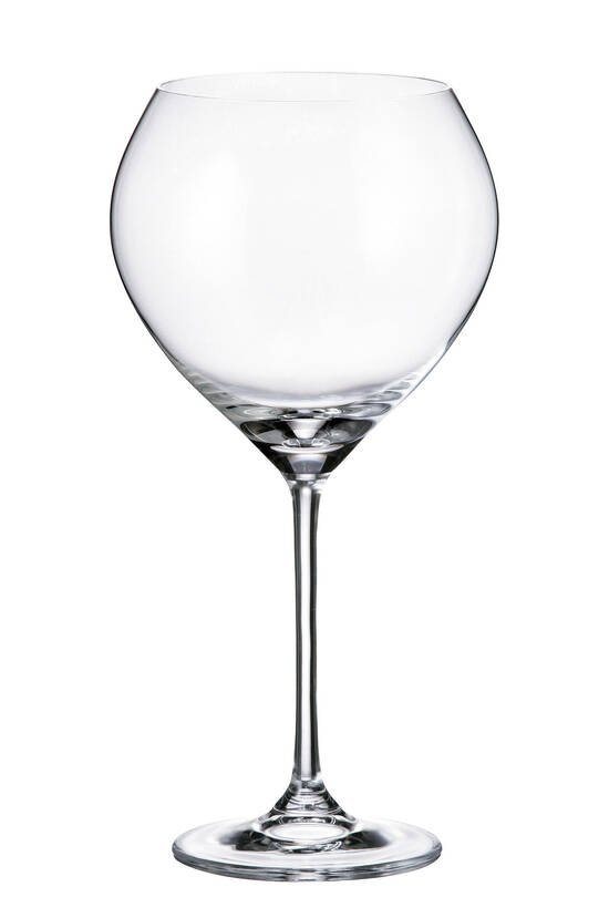 cecilia-red-wine-640-ml-igallery-image0000004.jpeg
